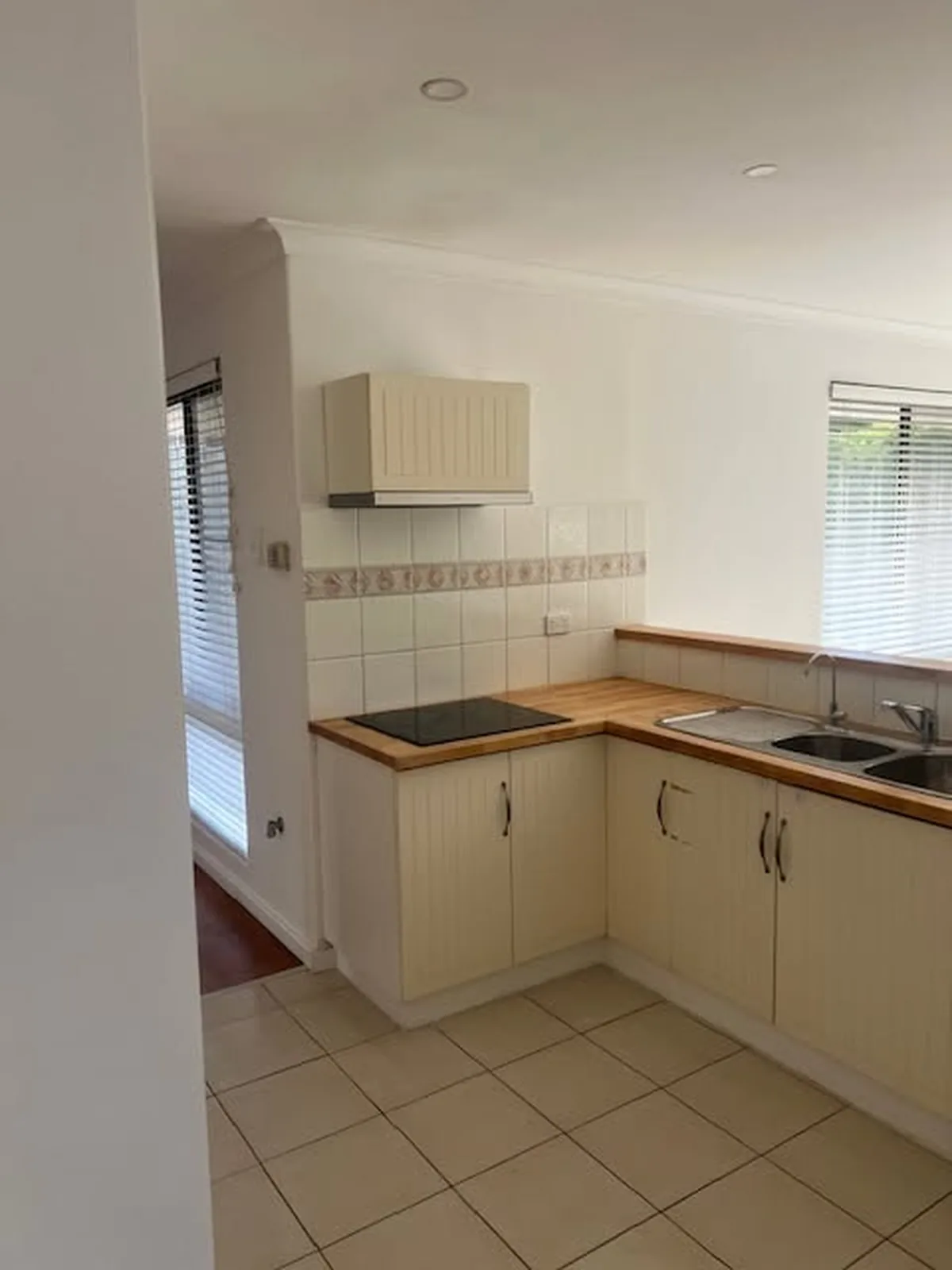 Rental kitchen cleaned to bond-back standard after an end of lease vacate clean
